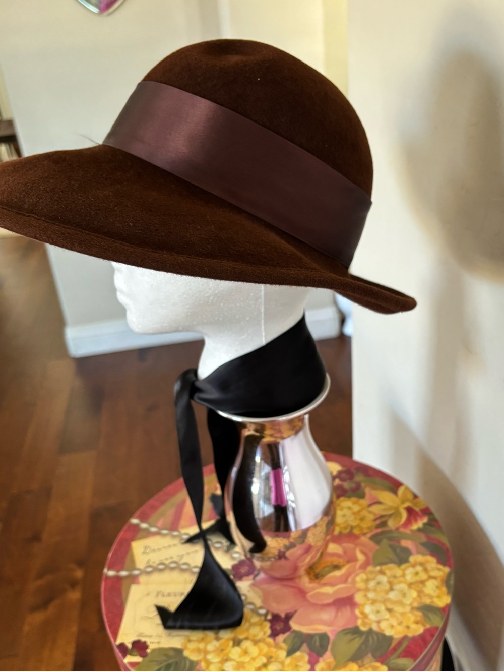 Betmar Vintage Wide-Brim Wool Felt Hat with Satin Band & Rhinestone Accent. - Picture 3 of 6